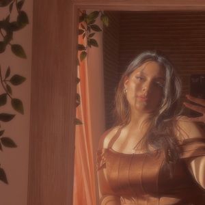 Meet your Posher, Ana